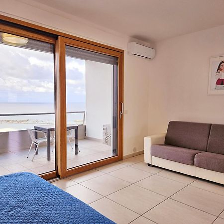 Dolphin'S Home Porto Torres Esterno foto